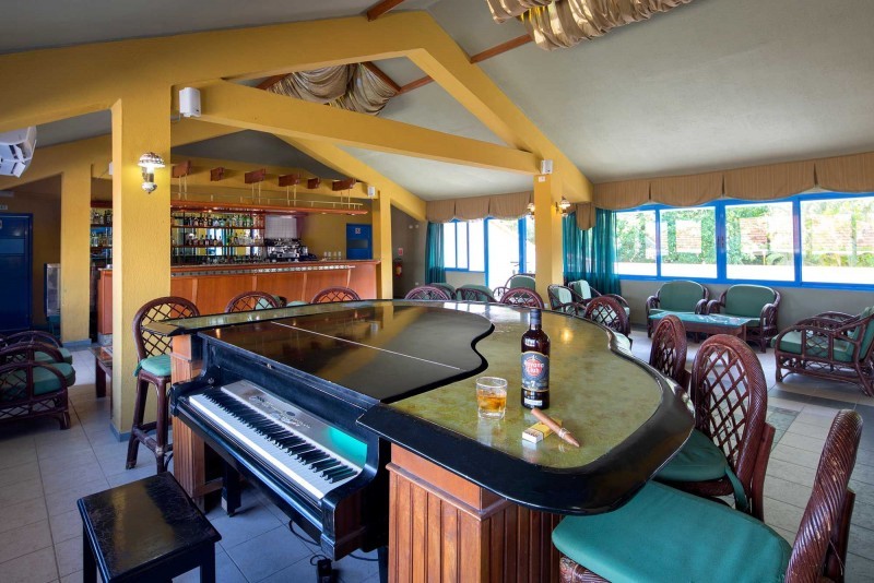 Memories Jibacoa Piano Bar
