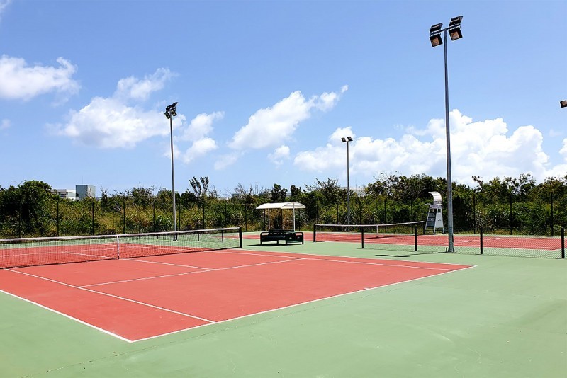 Grand Aston Cayo Las Brujas Beach Resort and Spa Tennis Courts