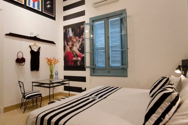 Arte Hotel Calle 2 film themed bedroom