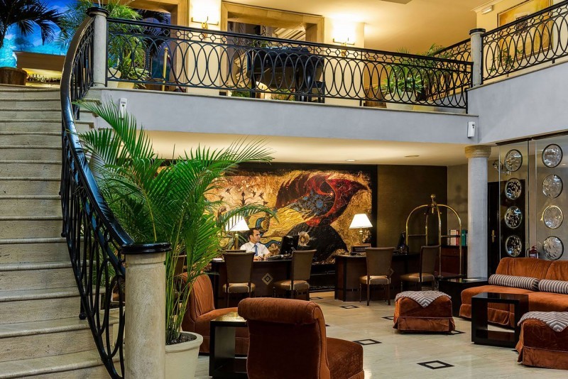 Saratoga Hotel Havana Hotel Stairs and Balcony