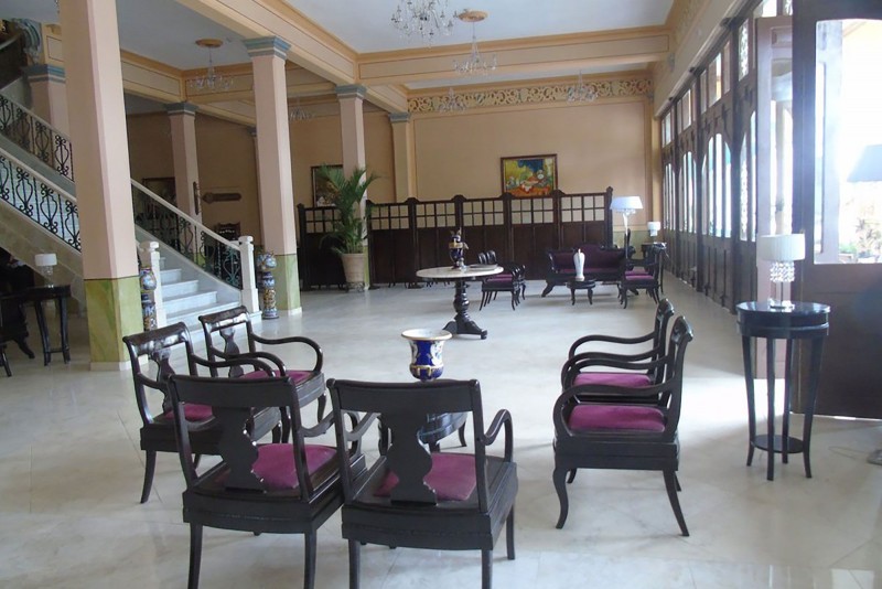 E Central Villa Clara lobby view